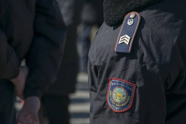 Глава МВД прокомментировал смерть девушки в опорном пункте полиции Караганды