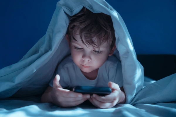 Ограничить детям доступ к соцсетям планируют в Казахстане. Как это будет происходить?