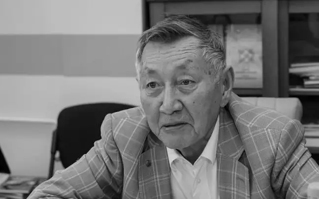 Скончался известный казахстанский журналист Гадильбек Шалахметов