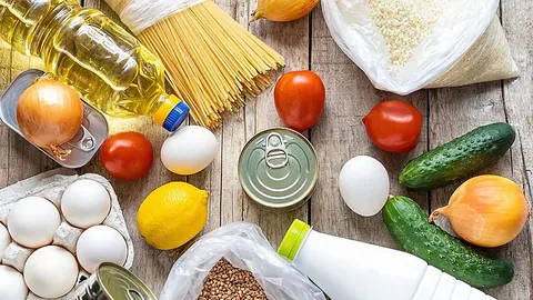 Цены на продукты в Казахстане впервые с начала года пошли вниз - Минторговли