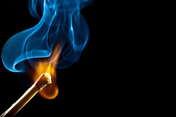Мужчина облил бывшую сожительницу горючим и получил 60 часов общественных работ