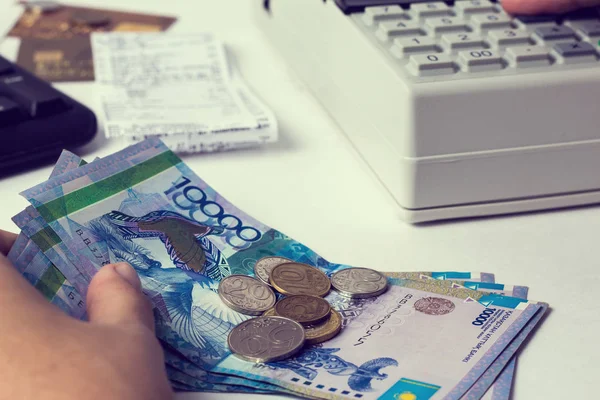 На чем будут экономить для сокращения дефицита бюджета