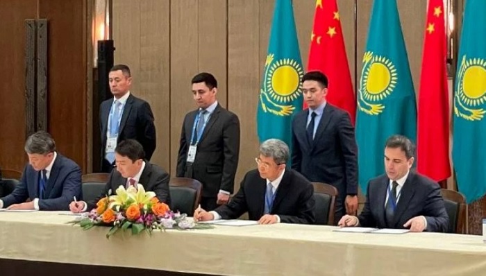 Китай получит долю в проекте по выпуску полиэтилена в Казахстане