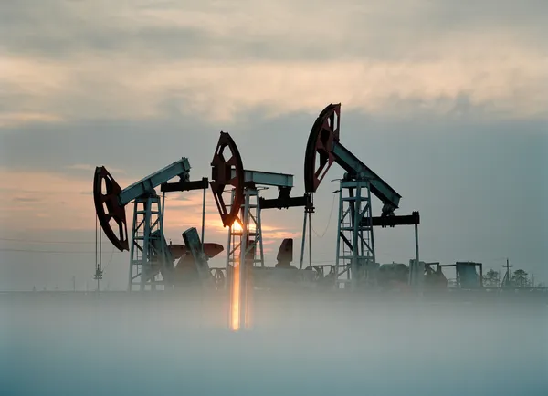Польша нарастит закупки нефти из Казахстана на фоне напряжённости на Ближнем Востоке