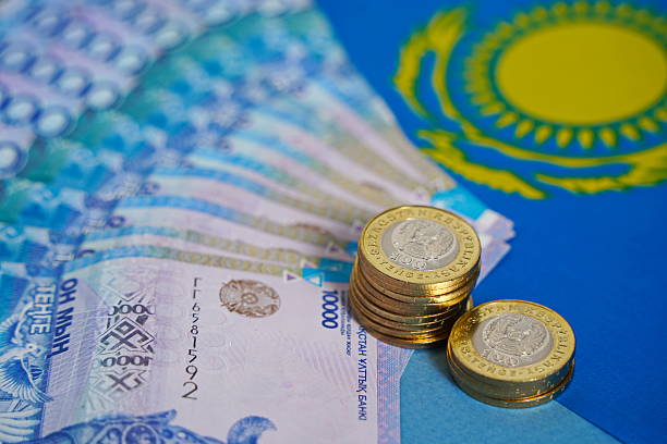 Досрочные изъятия из ЕНПФ превысили 4,5 трлн тенге – почти 18% пенсионных активов