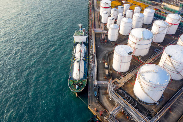Экспорт казахстанской нефти через Новороссийск временно приостановлен — Bloomberg