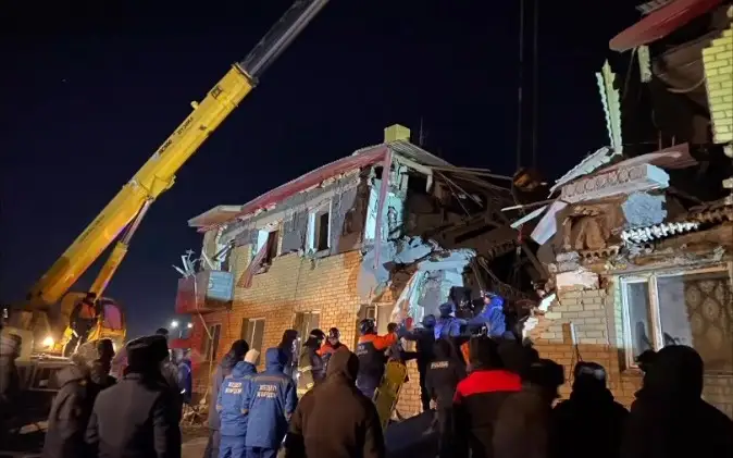 Взрыв газа: обрушение дома в Карагандинской области