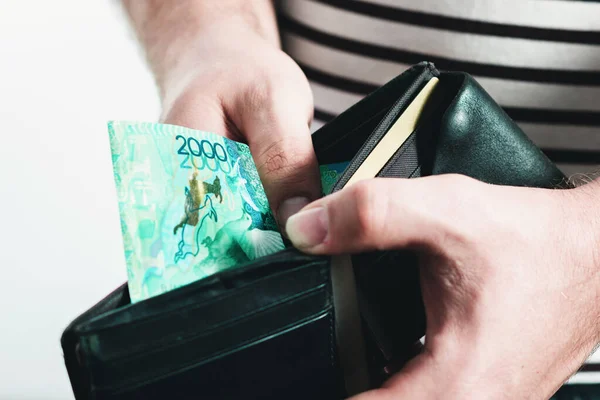 Соцподдержка по-новому: казахстанцев распределят на шесть категорий