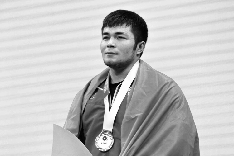 Умер чемпион мира Владимир Седов
