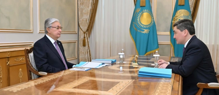 Президент Токаев принял премьер-министра Бектенова