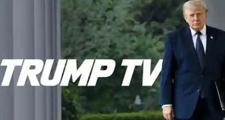 Белый дом запустил Trump TV на фоне конфликта Трампа со СМИ