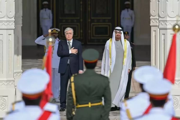 Официальная церемония встречи Президента Казахстана состоялась в Абу-Даби