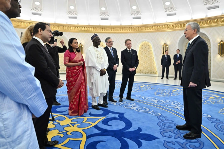 Токаев принял верительные грамоты послов ряда государств