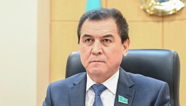 Бекназаров возглавил комитет сената по конституционному законодательству