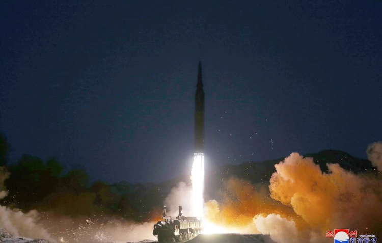 Запущенная КНДР ракета летела в 16 раз быстрее скорости звука
