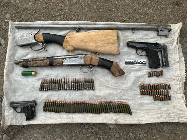 Очередной схрон с оружием и боеприпасами найден в Жетісу