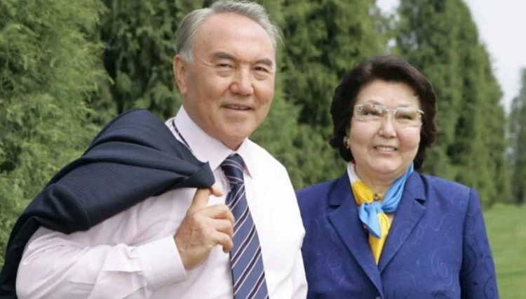 Сару Назарбаеву выписали из Совминки в январе