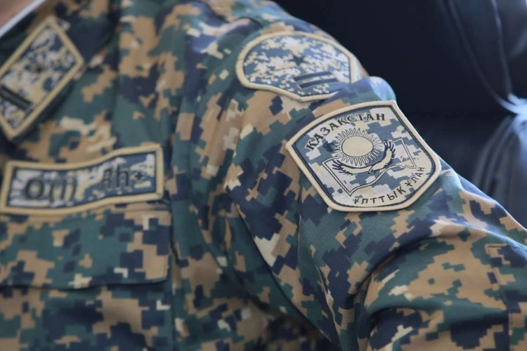 Более 20 тысяч казахстанцев будут призваны в армию