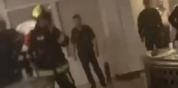 Зажигательную смесь в здание Дома министерств бросил астанчанин
