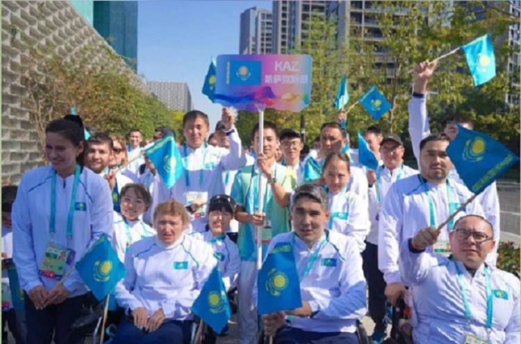 Паралимпийцы Казахстана подняли флаг страны над Ханчжоу