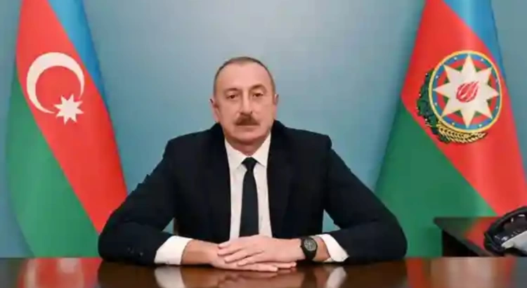Президент Азербайджана поднял флаг страны в Нагорном Карабахе