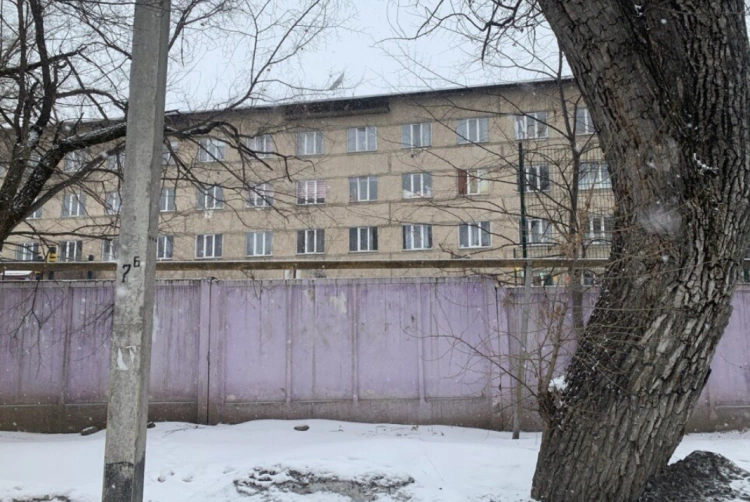 Общественники Алматы требуют проверить законность переселения детского дома № 1 в Конаев