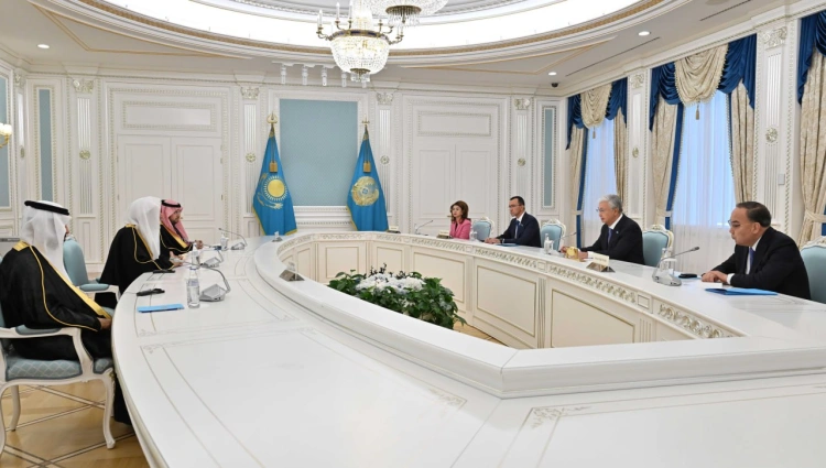 Президент принял генерального секретаря Всемирной исламской лиги