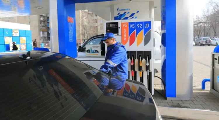 Новые цены на бензин и дизтопливо для иностранцев установлены в Казахстане