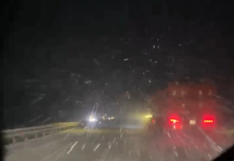 Водители «отчитывают» «КазАвтоЖол» за неочищенные трассы