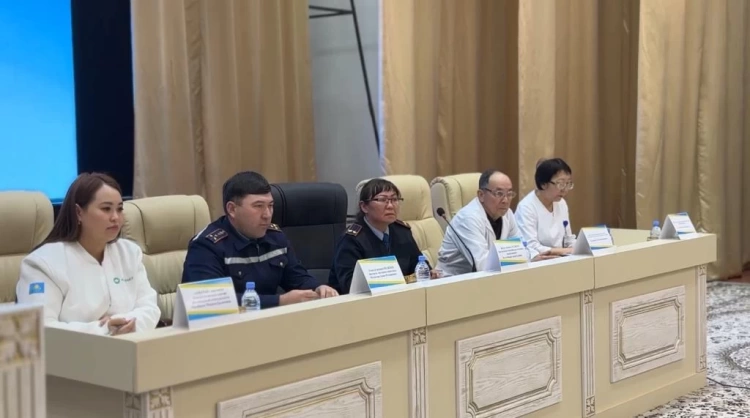 О мерах профилактики преступлений, совершаемых несовершеннолетними и в отношении них, обсудили на встрече с родителями учащихся