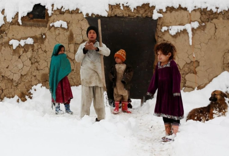 В Афганистане - свыше 160 погибших от холодов