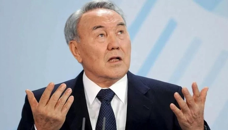 Упоминание Назарбаева убрали из правил проведения президентских тестов