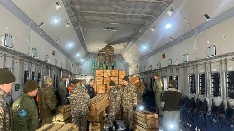 Казахстан отправил гуманитарную миссию в Афганистан после серии разрушительных землетрясений