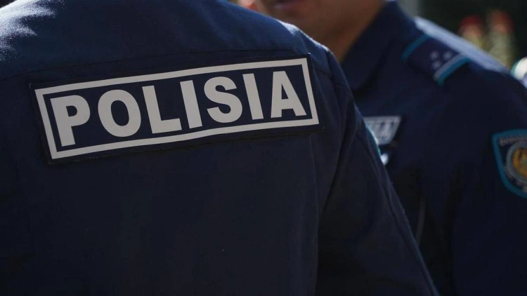В Караганде в опорном пункте полиции нашли тело женщины и полицейского без сознания