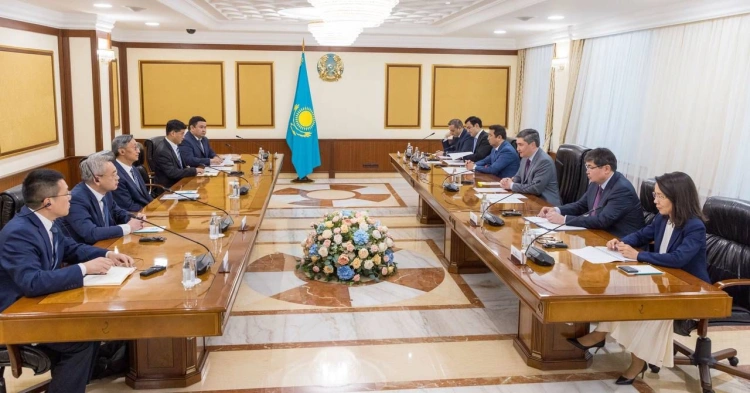 Казахстан и Китай расширяют финансовое сотрудничество