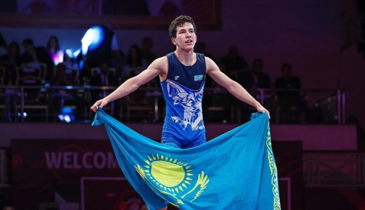 Шесть медалей завоевал Казахстан на Чемпионате Азии по греко-римской борьбе