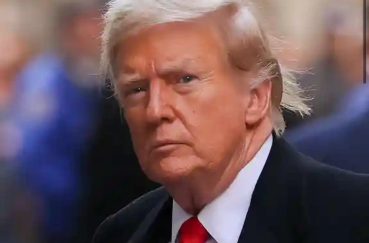 Трамп внес залог в 175 млн долларов по делу о мошенничестве