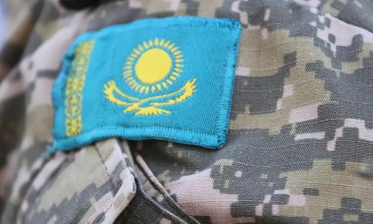 Почему призывников задерживают на улице - ответ Минобороны