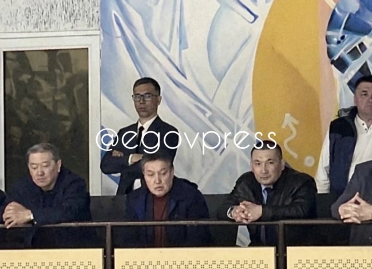 Мамин и Ахметов: экс-премьеры Казахстана замечены на хоккейных матчах