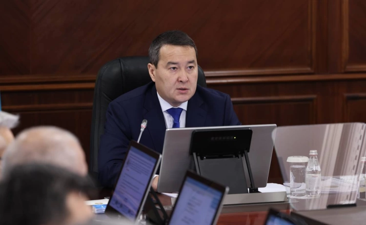 Смаилов – правительству: кто справится – тот будет работать