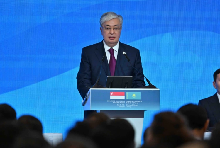 Токаев заявил о готовности Казахстана обеспечить поставки природных ресурсов в Сингапур