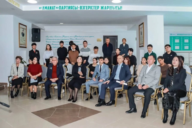 «Кітап-AMANAT»: проект по продвижению отечественной литературы продолжился в Жетысу