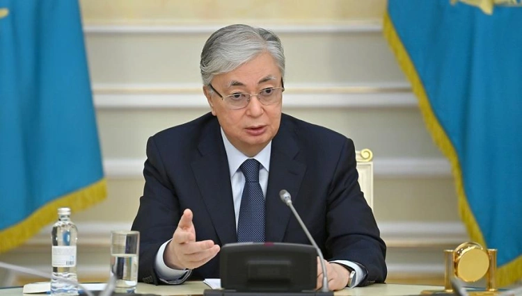 Депутат недоумевает из-за расхождения между заявлениями Токаева и действиями чиновников