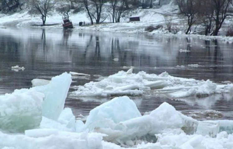 Жителей четырех регионов Казахстана предупредили о паводках