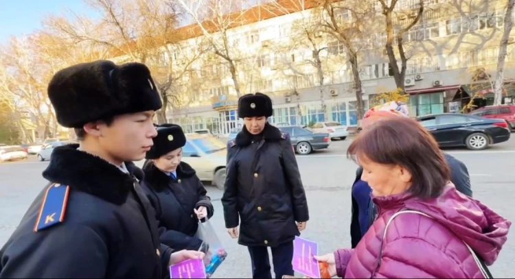 Талдыкорганские кадеты призвали обратить внимание на детей и подростков