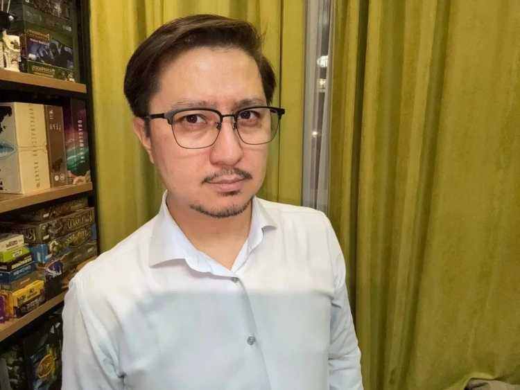 Главного редактора КазТАГ Амира Касенова задержали в Астане