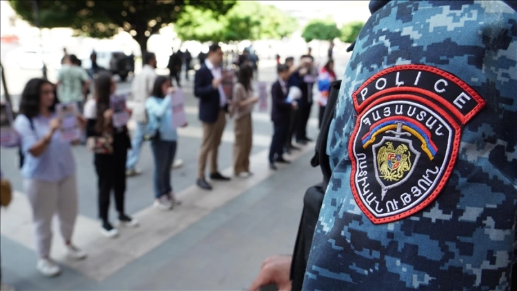 В Ереване задержаны более сотни митингующих