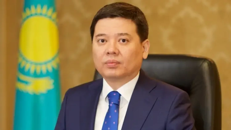 Экс-министру юстиции Марату Бекетаеву продлили арест