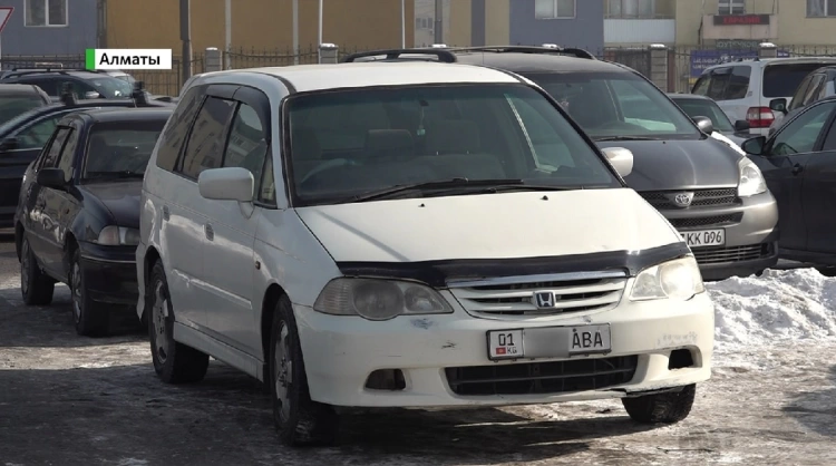 В Казахстане легализовали более 15 тысяч авто