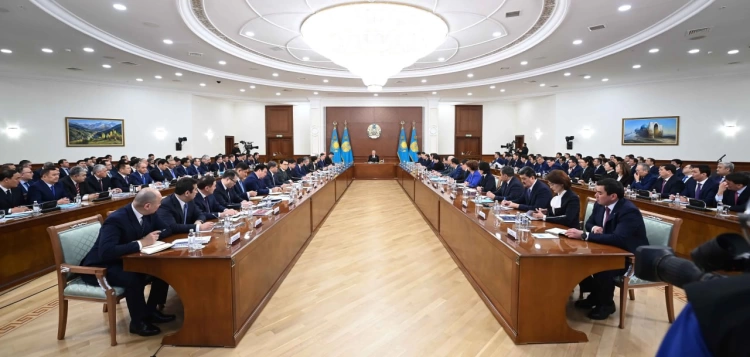 Правительству предстоит определить четкие приоритеты расходов - Токаев